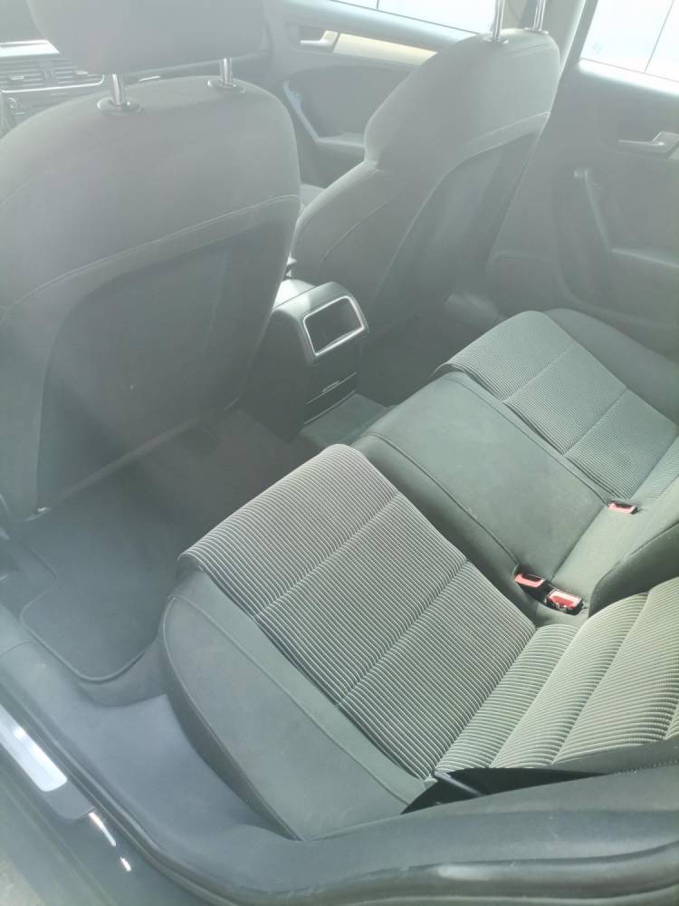 ox_audi-a4-b8-2009
