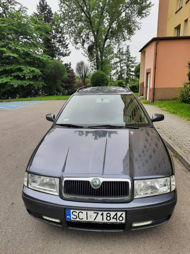 ox_skoda-octavia-kombi-2007-r