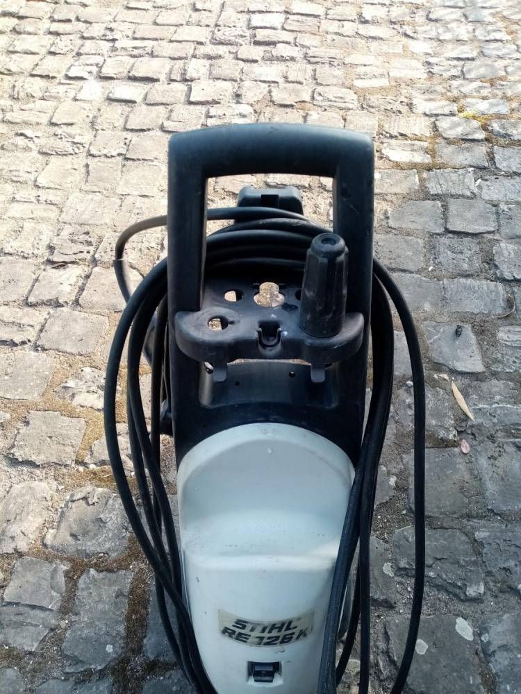 ox_myjka-stihl-re126-k-uszkodzona