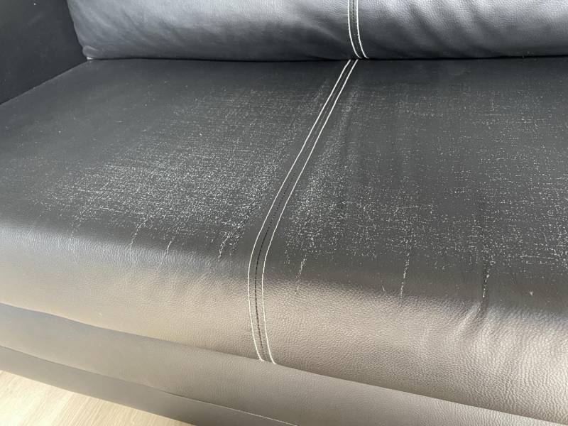 ox_sofa-kanapa-dwuosobowa-rozkladana-czarna-askeby-z-ikea