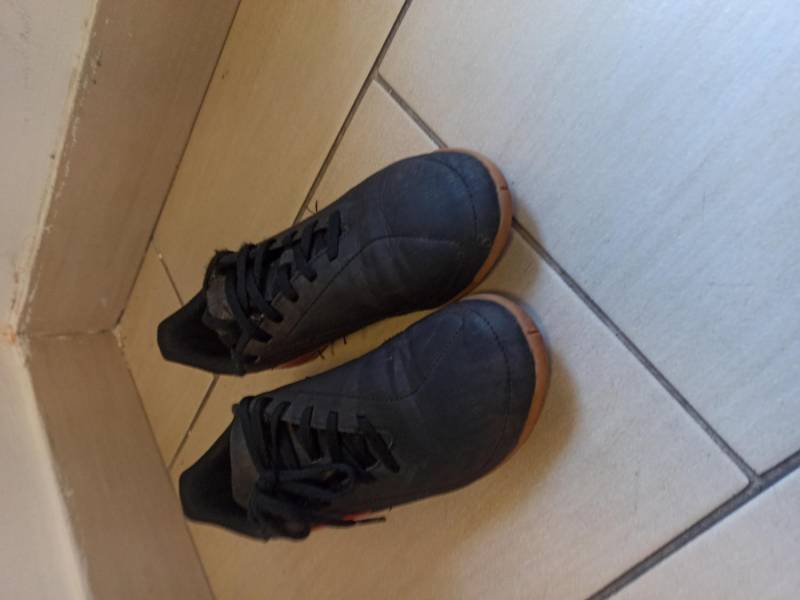ox_buty-adidas-na-hale-halowki-r-36-225cm