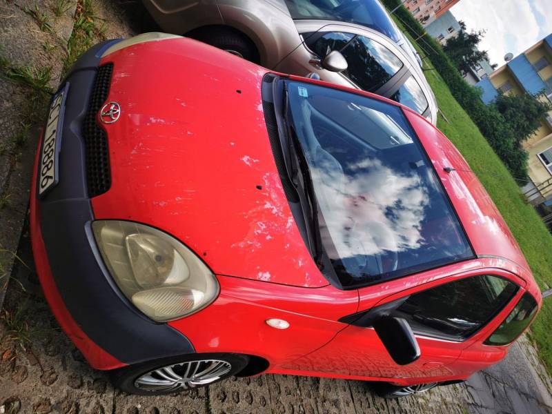 ox_ekonomiczna-toyota-yaris