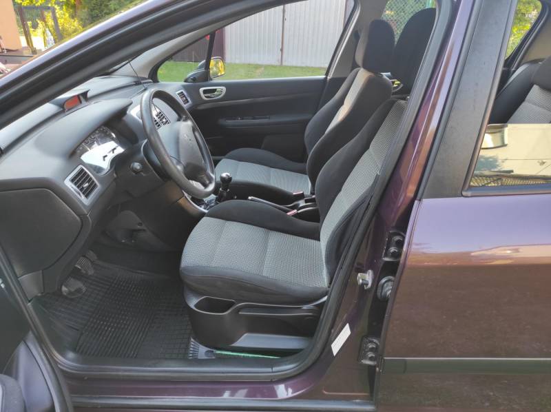 ox_sprzedam-peugeot-307