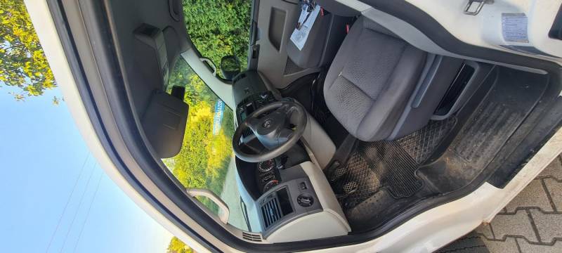 ox_vw-transporter-2013-rok-kilima-elektryka