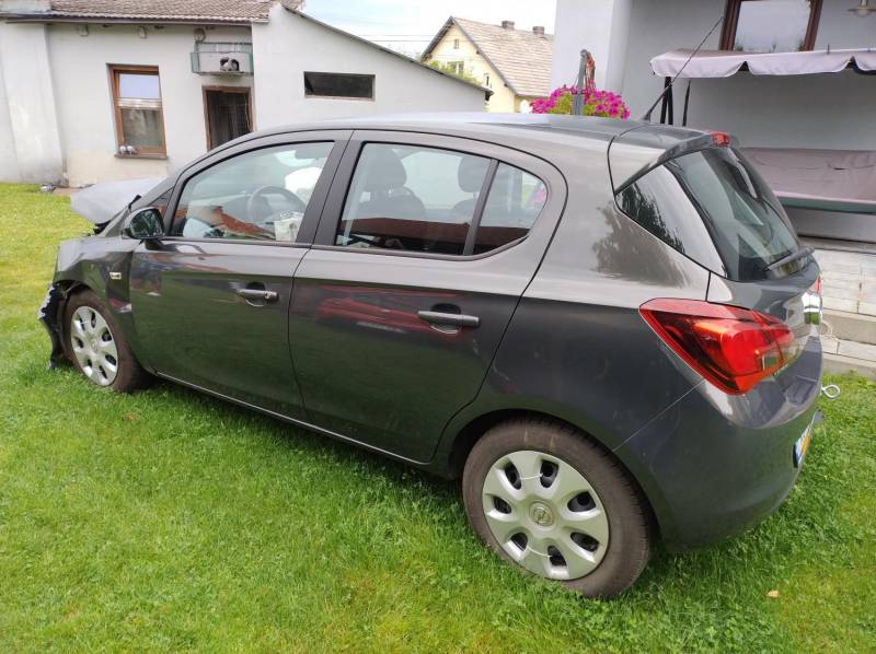 ox_opel-corsa-e-14-benzyna-2015r-40-tys-km-przebiegu-1wlasciciel