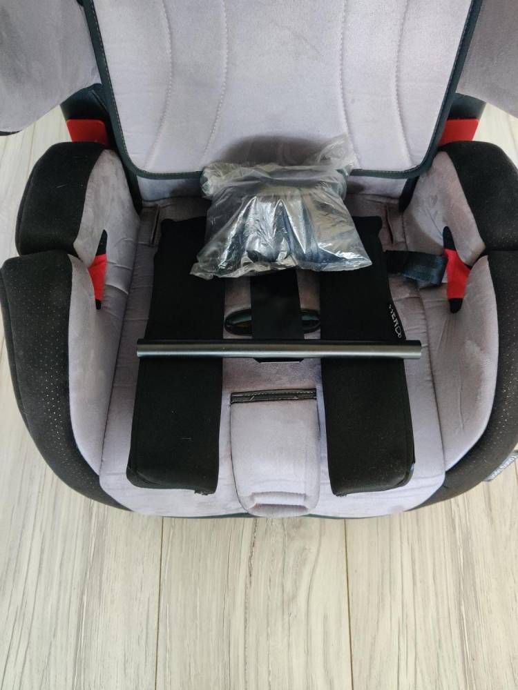 ox_fotelik-recaro-young-sport-9-mscy-12-lat