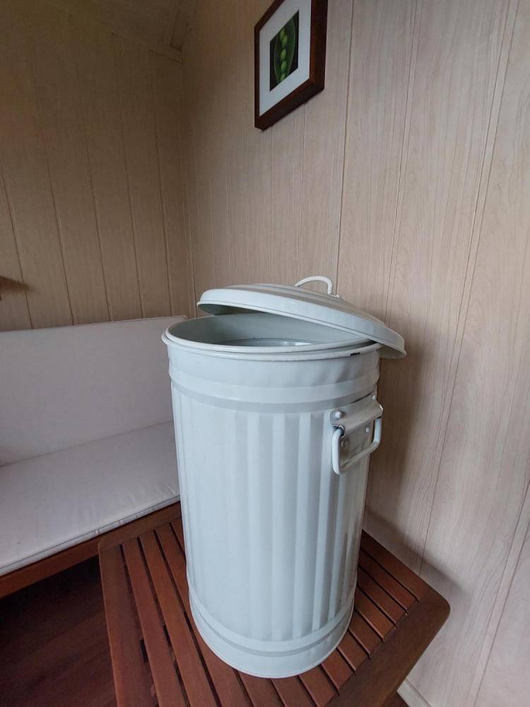 ox_kosz-kubel-smietnik-ikea-kremowy-metalowy-vintage