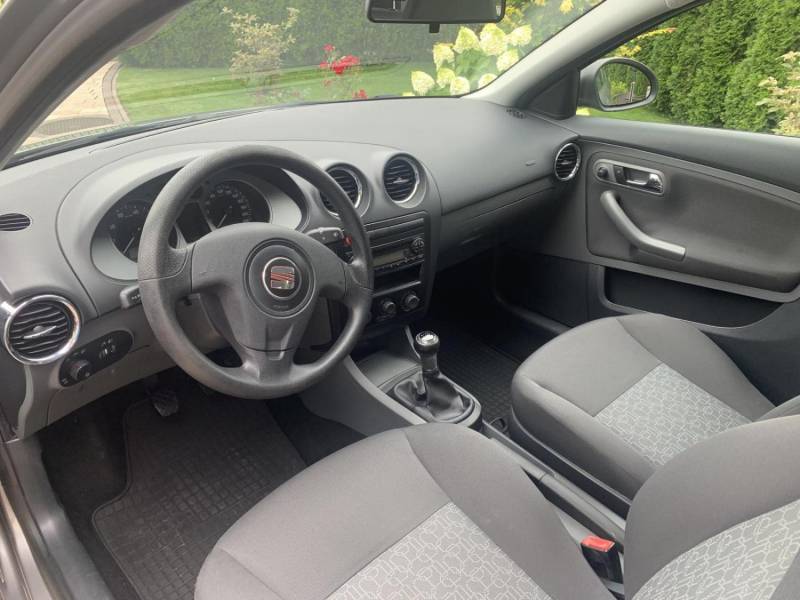 ox_sprzedam-seat-ibiza-12-benzyna-2008r-klima