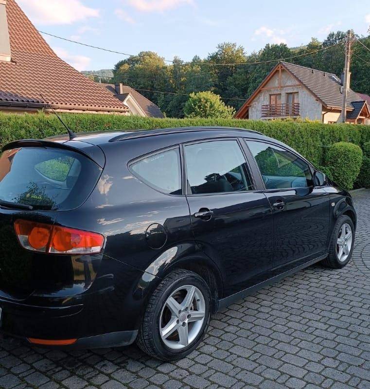 ox_sprzedam-seat-altea-xl-2010-r-19-tdi-105-km-bez-dpf-krajowy-1-wl