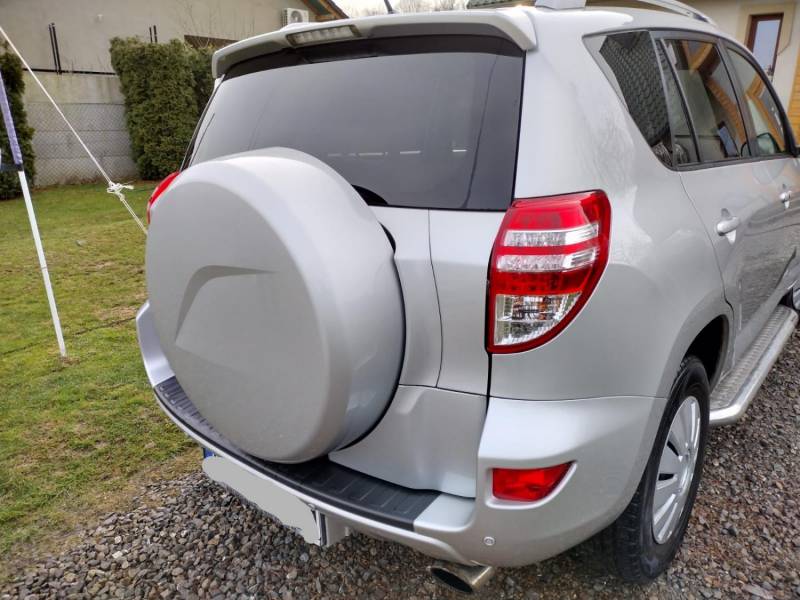 ox_sprzedam-toyota-rav4-4x4-rocznik-2009-przebieg-138tys