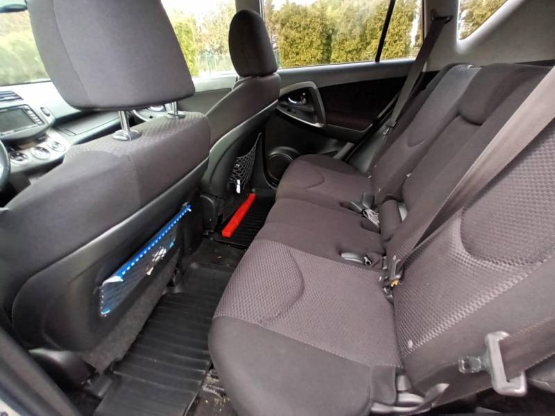 ox_sprzedam-toyota-rav4-4x4-rocznik-2009-przebieg-138tys