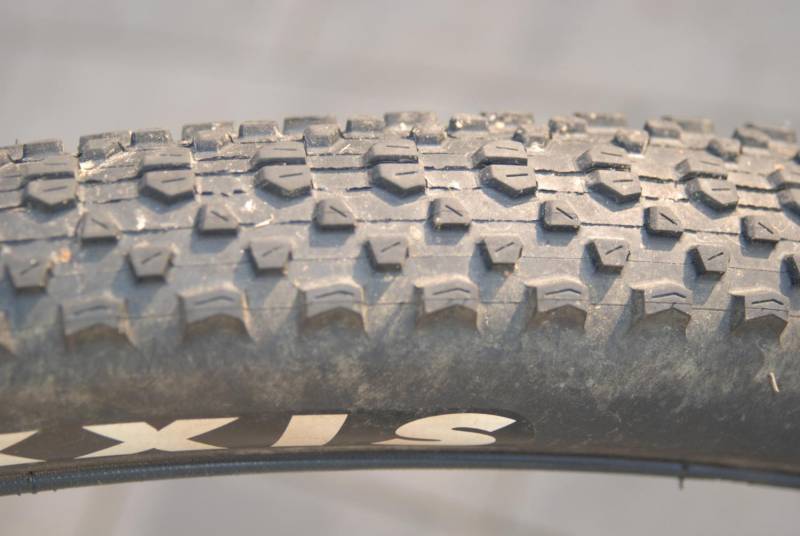 ox_opona-rowerowa-maxxis-ikon-29x22-65-psi-zwijana