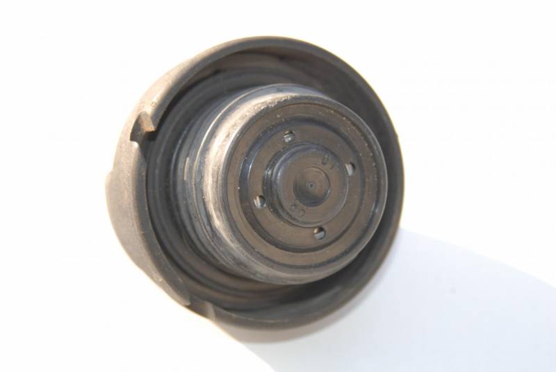 ox_audi-vw-seat-skoda-korek-wlewu-paliwa
