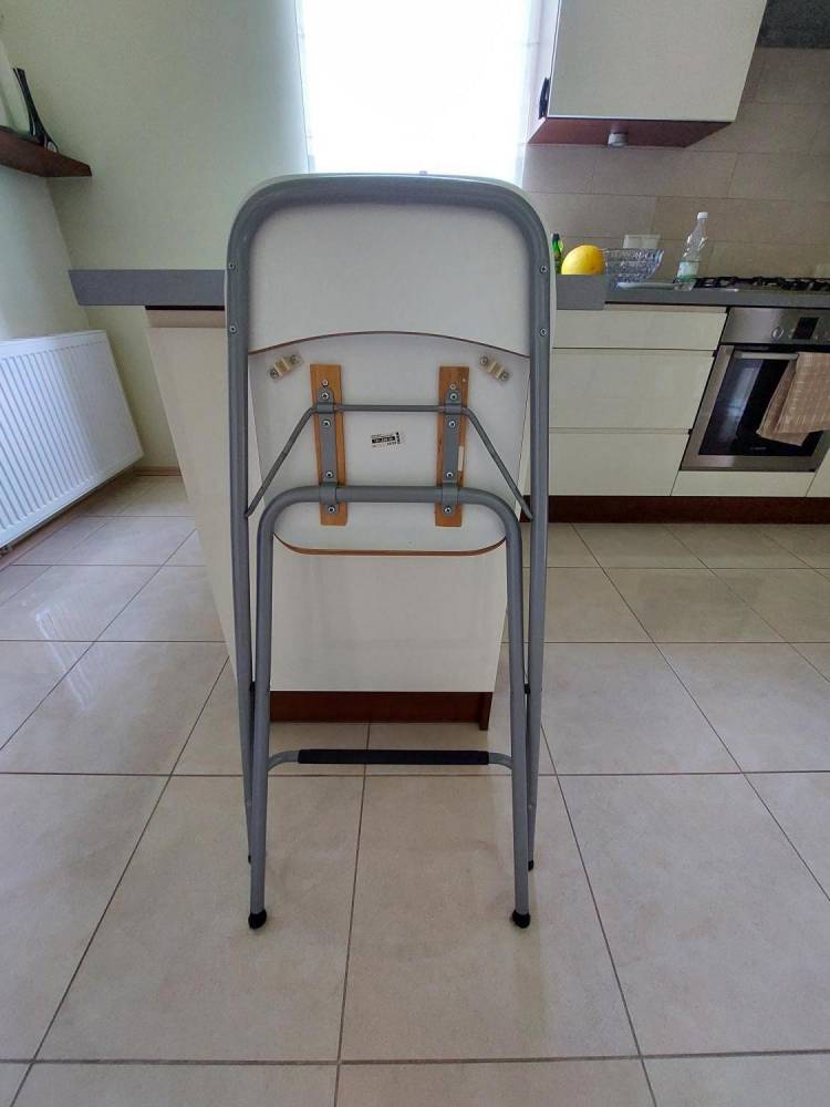 ox_krzesla-ikea-taboret-wysoki-skladane-3-szt