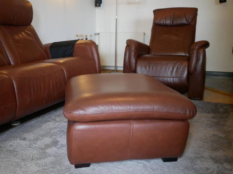 ox_etap-sofa-sofa-3-osobowa-home-cinema-gratis-pufa-skora