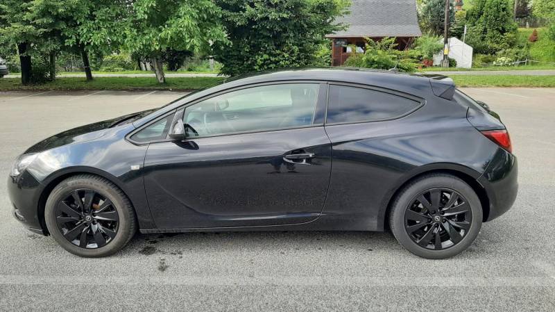 ox_opel-astra-j-gtc