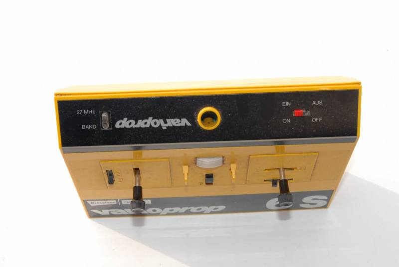 ox_nadajnik-zdalnego-sterowania-grundig-varioprop-6s