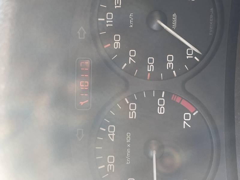 ox_sprzedam-peugeota-206