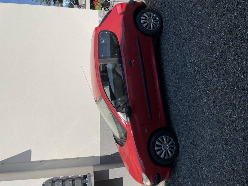 ox_sprzedam-peugeota-206