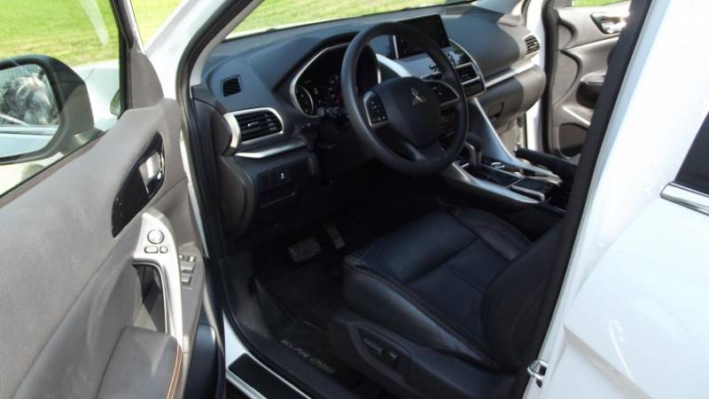 ox_mitsubishi-eclipse-cross