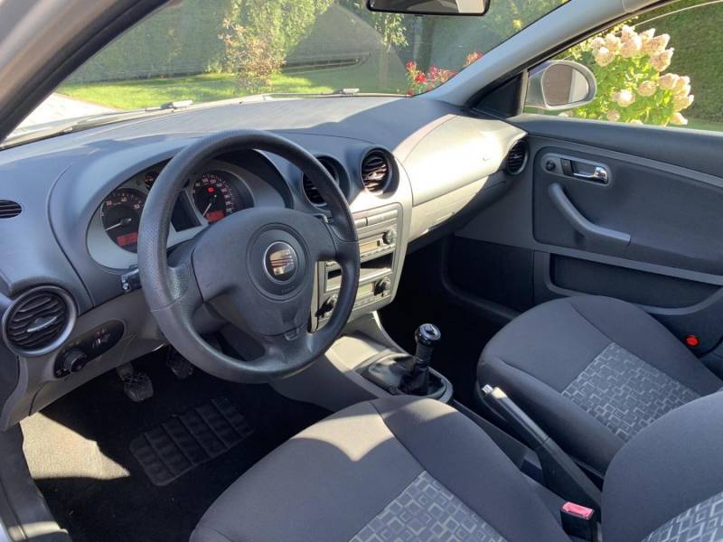 ox_seat-ibiza-14-benzyna-klimatyzacja-tempomat-rok-2008-bezwypadkowy