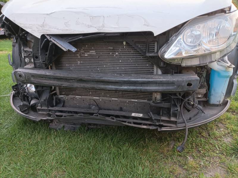ox_seat-ibiza-12-tsi-benzyna-2011-r-105-km-uszkodzony