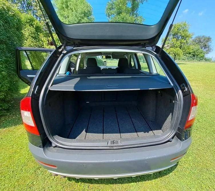 ox_skoda-octavia-combi-18-tsi-scout-4x4