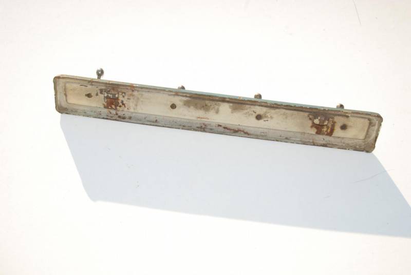 ox_stary-metalowy-wieszak-antyk-kolekcjonerski-prl
