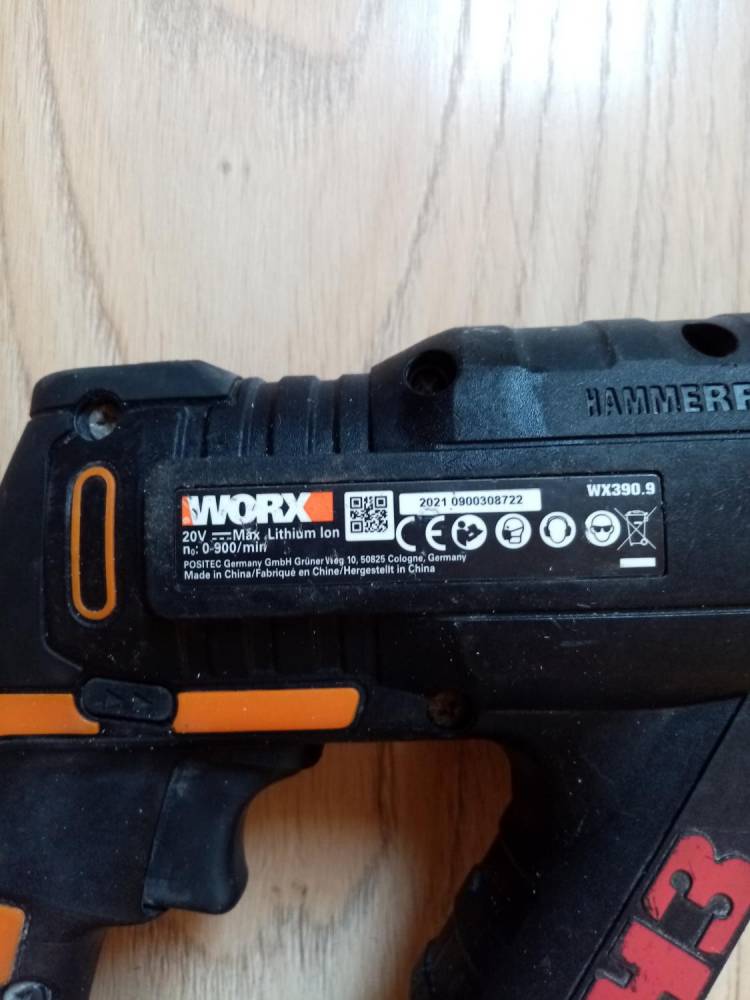 ox_akumulatorowa-mlotowiertarka-worx-20v-wx-3909