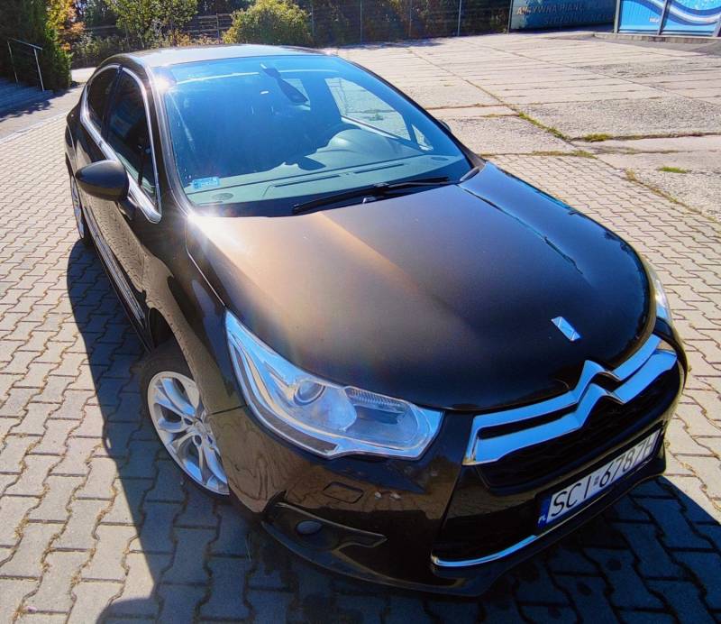 ox_citroen-ds4