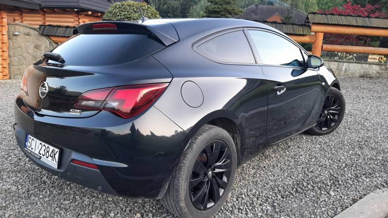 ox_opel-astra-j-gtc