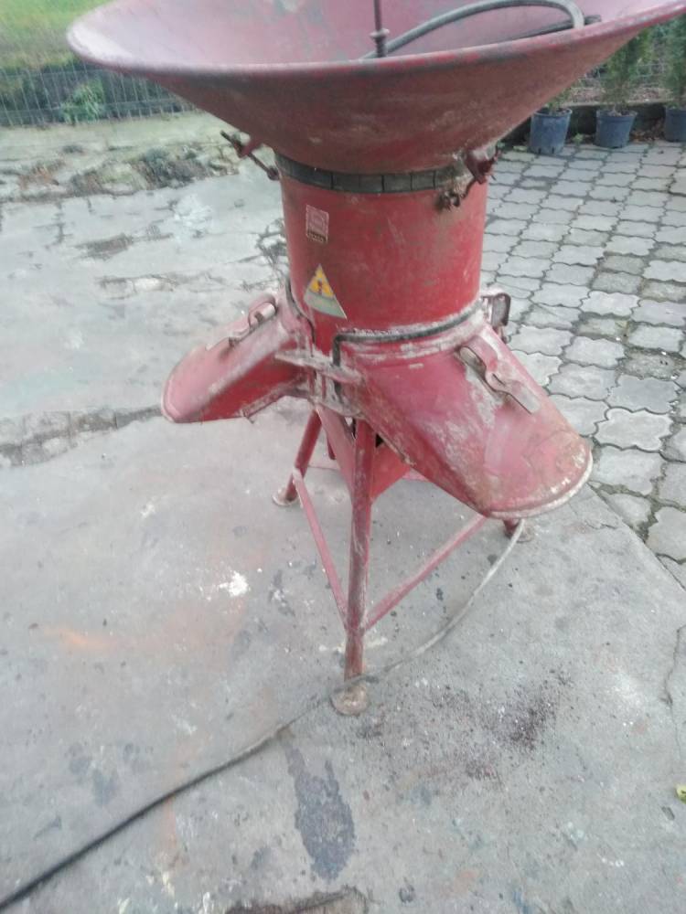 ox_srutownik-zboza-bak-z-silnikiem