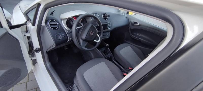 ox_seat-ibiza-2011r-clima-12tsi-niski-przebieg-38-000-km-ii-wlasciciel