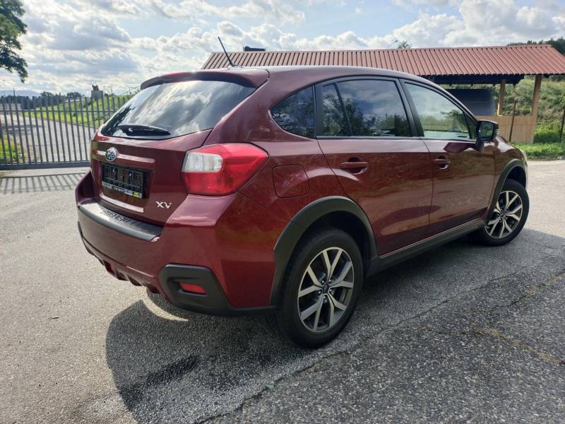 ox_subaru-xv-20-150km-4x4-kamera-tempomat-2012r