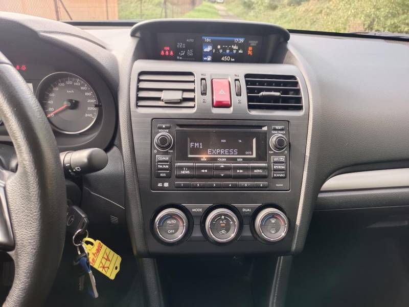 ox_subaru-xv-20-150km-4x4-kamera-tempomat-2012r