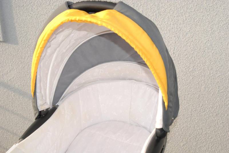 ox_gondola-do-wozka-dzieciecego-camarelo-carera