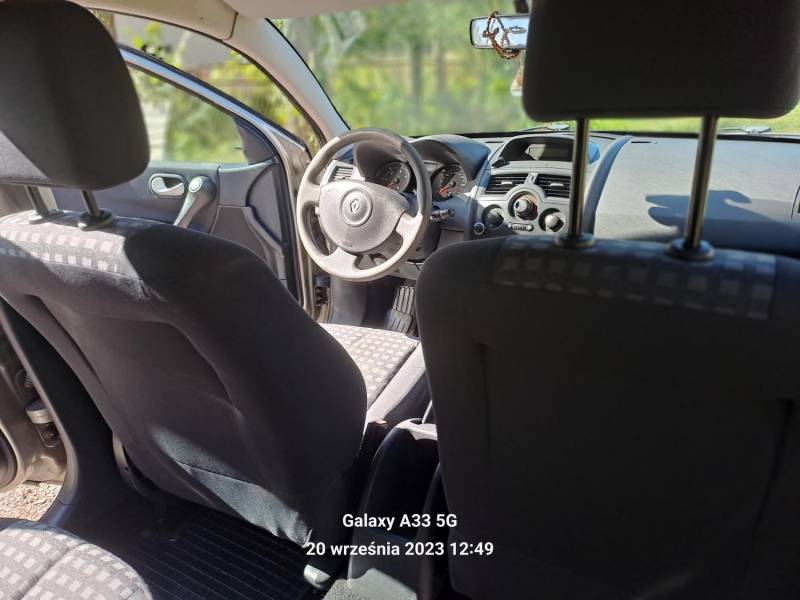 ox_sprzedam-renault-megane-ii
