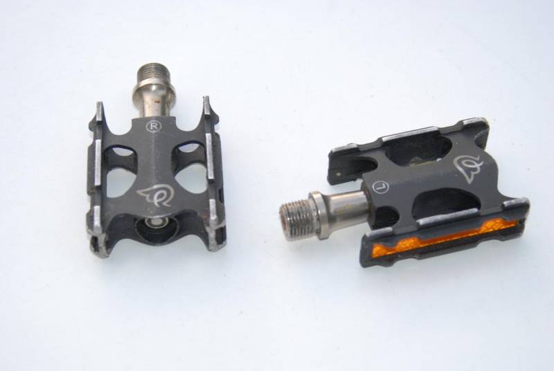 ox_pedaly-aluminiowe-bardzo-lekkie-para-wag-195-g-mtb
