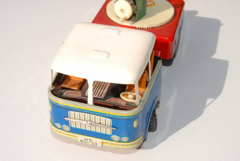 ox_stara-zabawka-blaszana-ciezarowka-skoda-706-ites-unikat-kolekcjonerski