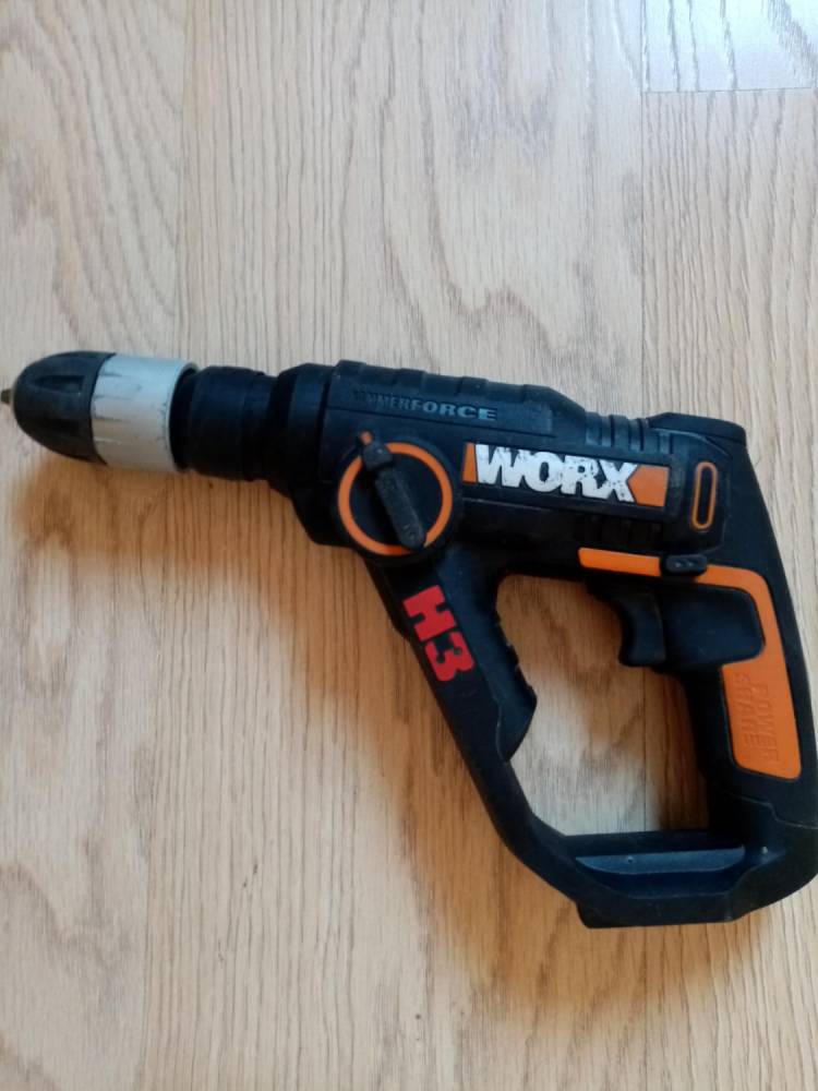 ox_akumulatorowa-mlotowiertarka-worx-20v-wx-3909