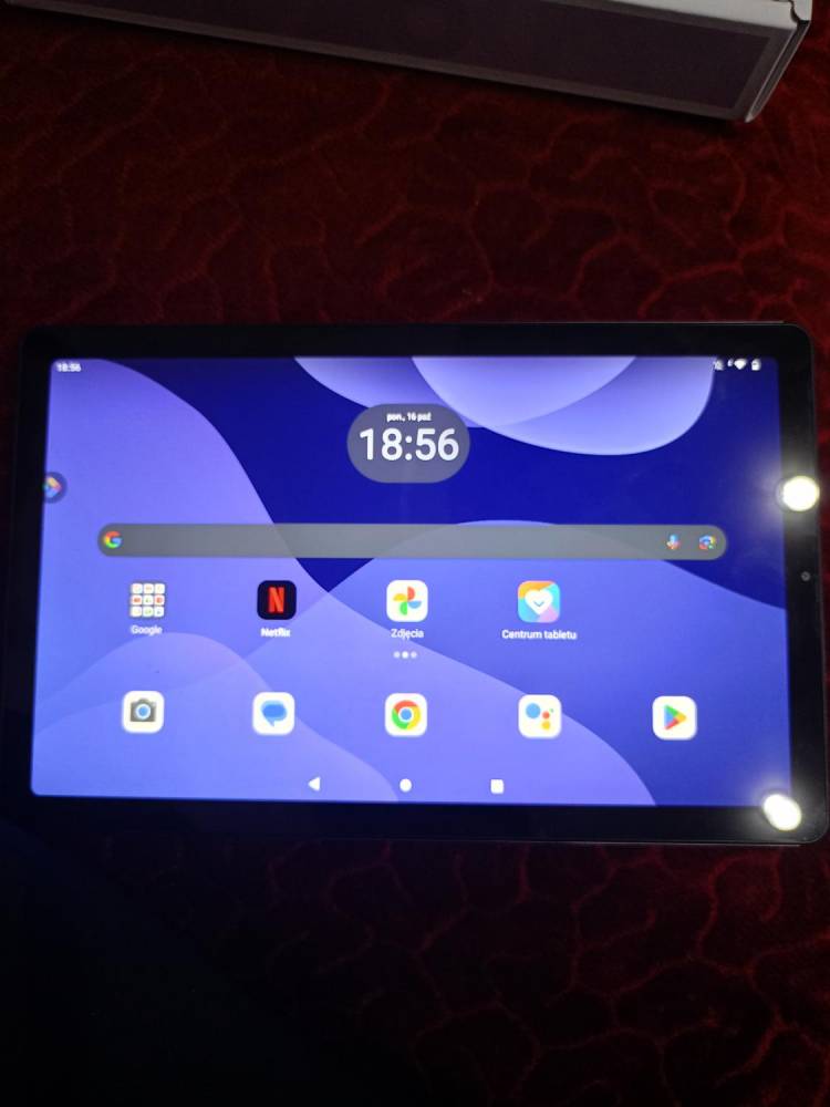 ox_sprzedam-tablet-lenovo-m9-z-gwarancja