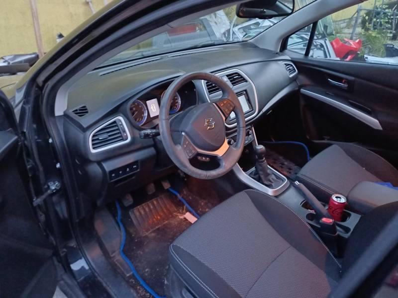 ox_suzuki-sx4-scross