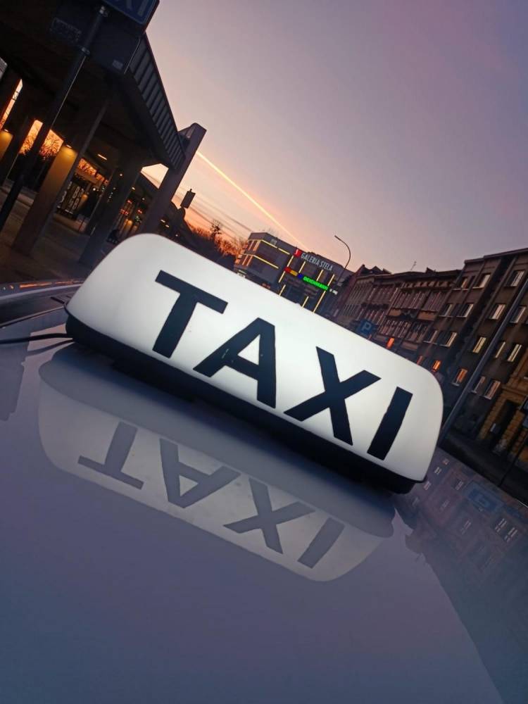 ox_praca-kierowca-taxi