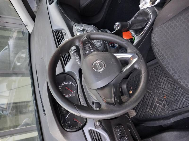 ox_opel-corsa-2015-13-diesel-wersja-e-bezawaryjny-opony-latozima