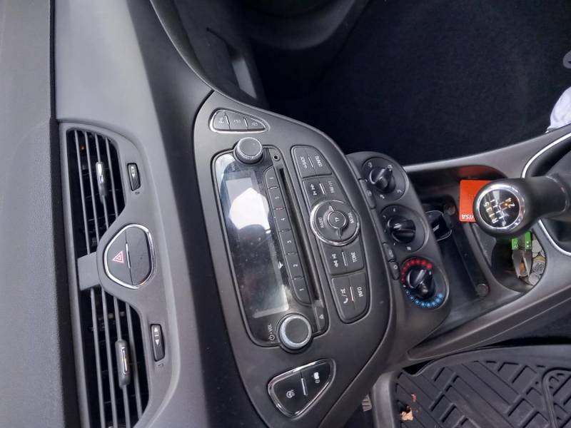 ox_opel-corsa-2015-13-diesel-wersja-e-bezawaryjny-opony-latozima