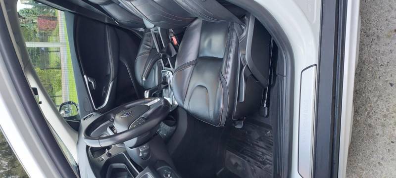 ox_sprzedam-volvo-v40-cross-country-t3-1969cm-152km-2015r