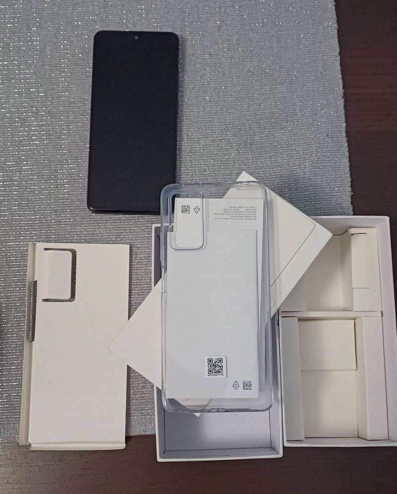 ox_telefon-redmi-note-11-pro-5g
