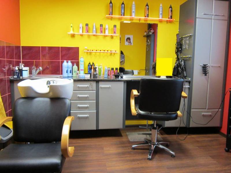 ox_fryzjer-salon-fryzjerski-simoradz-strzyzenie-30zl-farbowanie
