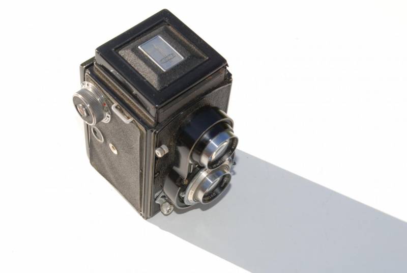 ox_stary-aparat-flexaret-iv-czechoslowacja-antyk-unikat-zabytek-50-lata
