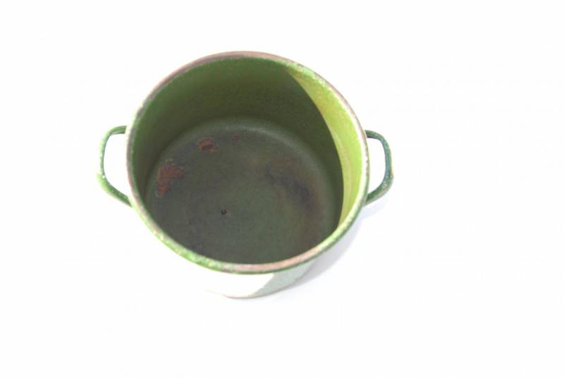 ox_stary-metalowy-garnka-emaliowany-antyk-kolekcjonerski-zabytek-2l-prl